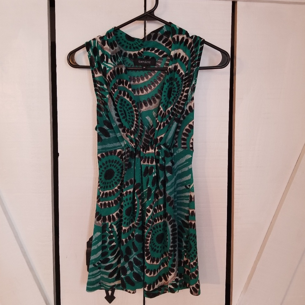 Karen Kane Sleeveless Green Patterned Blouse - M